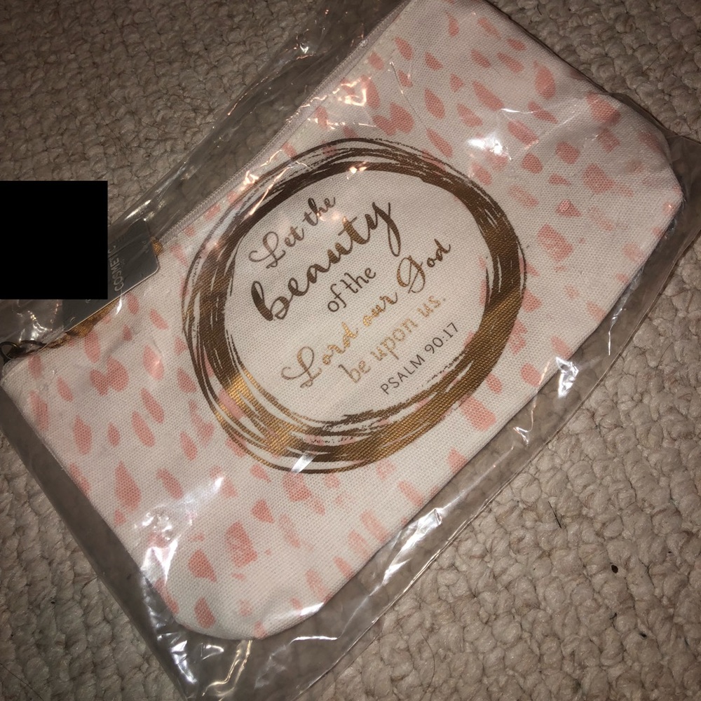 NWT Faith God Scripture Cosmetic Bag